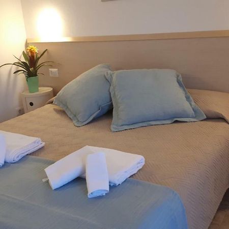 Holidayfever Hotel Alghero Bagian luar foto