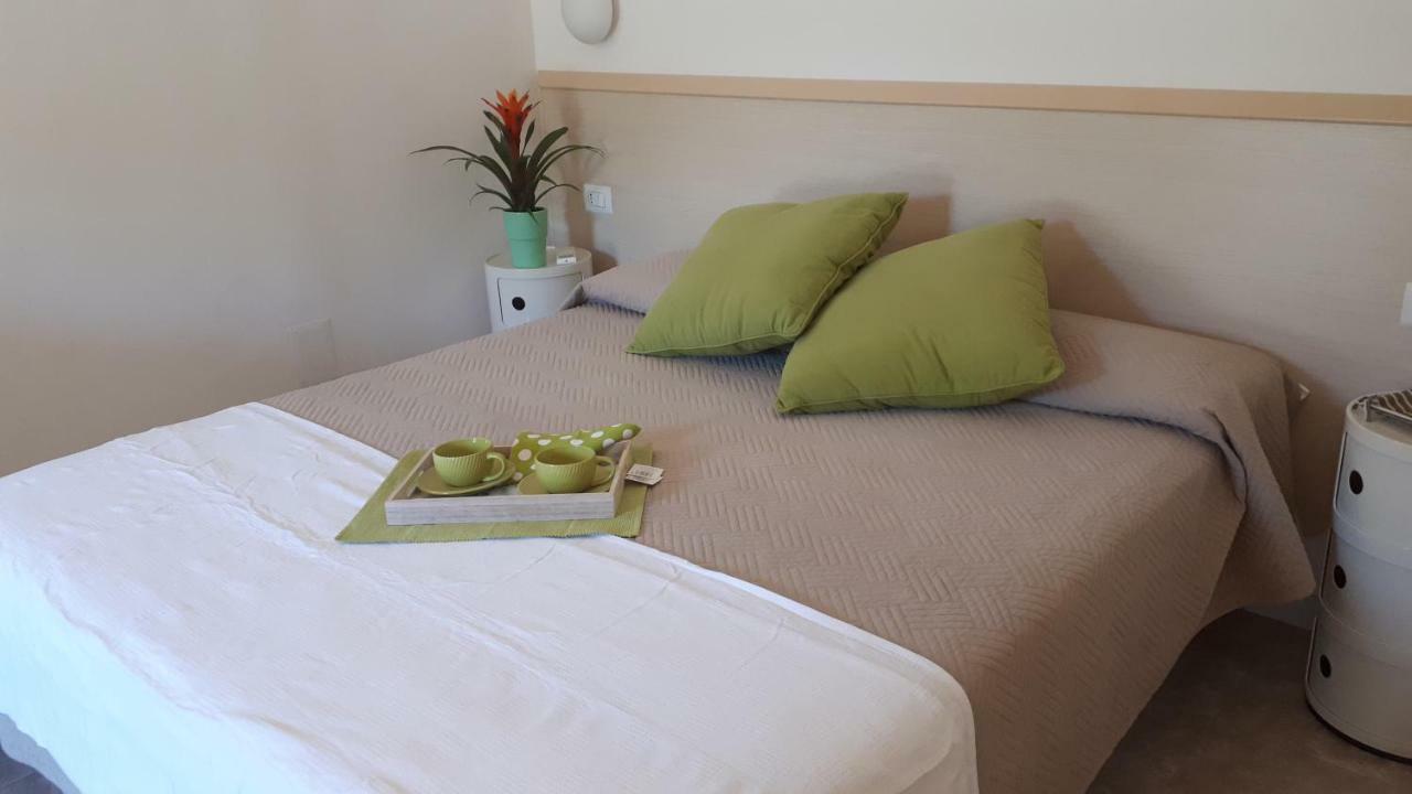 Holidayfever Alghero Bagian luar foto